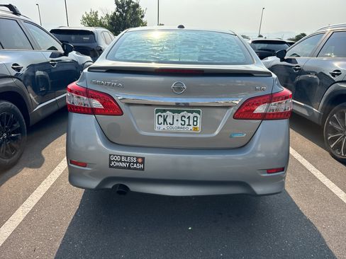 Used 2013 Nissan Sentra SR w/ Premium Pkg FWD image 5
