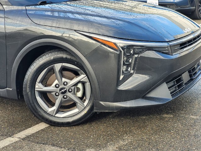 Used 2025 Kia K4 FWD image 9