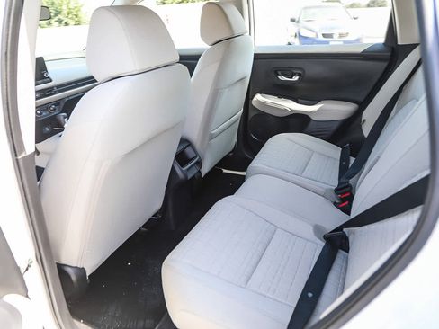 Used 2024 Honda HR-V LX image 18