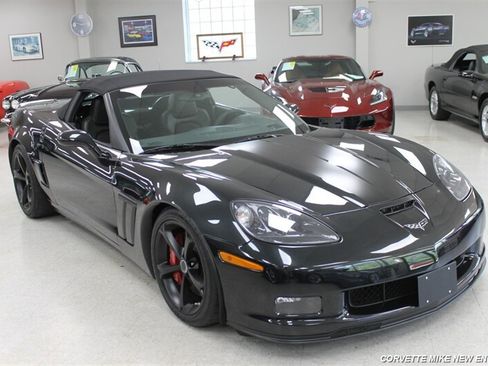 Used 2012 Chevrolet Corvette Grand Sport w/ 3LT Preferred Equipment Group RWD image 12