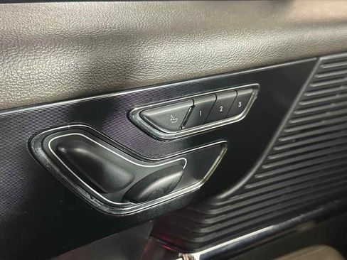 Used 2021 Lincoln Corsair FWD w/ Premium Package image 45