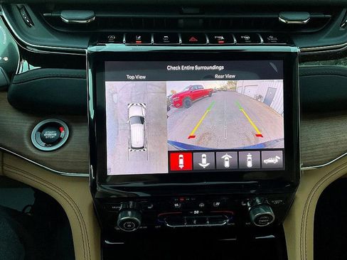 New 2025 Jeep Grand Cherokee Summit image 25