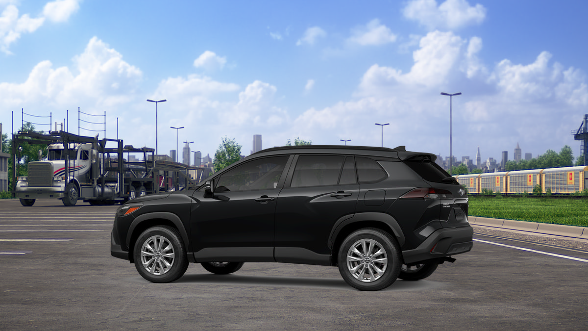 New 2026 Toyota Corolla Cross LE w/ Moonroof Package FWD image 5