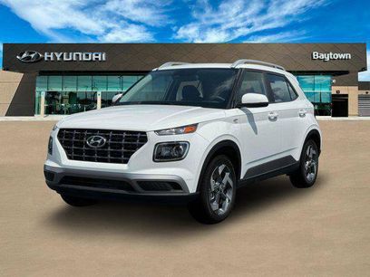 New 2025 Hyundai Venue SEL