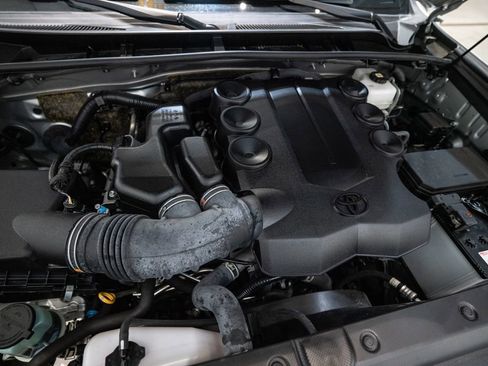 Used 2024 Toyota 4Runner SR5 image 13