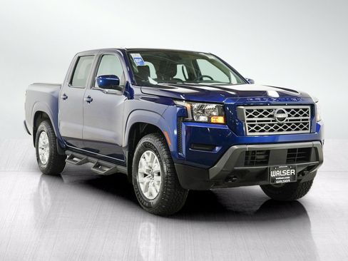 Used 2022 Nissan Frontier SV w/ Technology Package AWD/4WD image 7