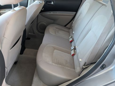 Used 2011 Nissan Rogue S image 12