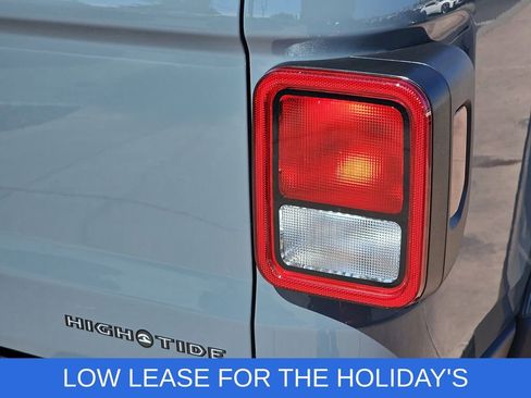 New 2025 Jeep Gladiator Willys image 39