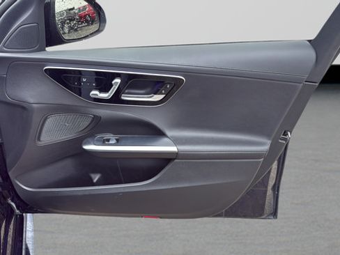 Used 2023 Mercedes-Benz C 300 Sedan image 23