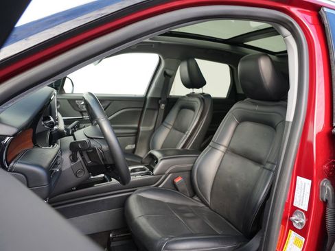 Used 2021 Lincoln Corsair Reserve w/ Sport Package image 14