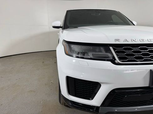 Used 2019 Land Rover Range Rover Sport HSE image 4