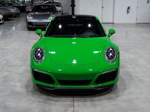 Used 2017 Porsche 911 Carrera 4S AWD/4WD image 9