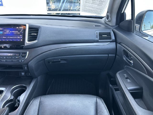 Used 2017 Honda Pilot EX-L image 16