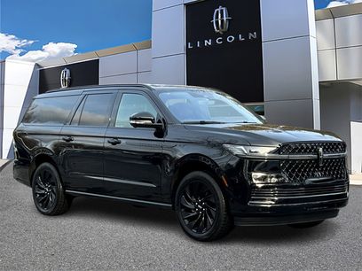 New 2025 Lincoln Navigator L Reserve w/ Jet Appearance Package
