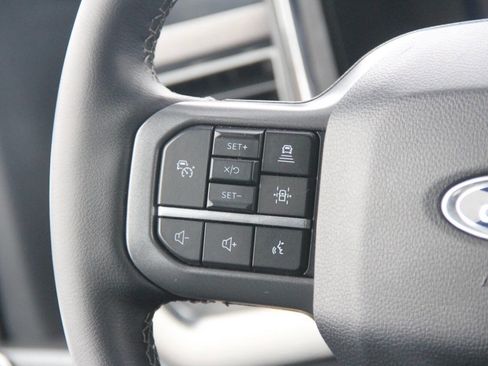 Certified 2025 Ford F350 Lariat w/ Lariat Ultimate Package image 17