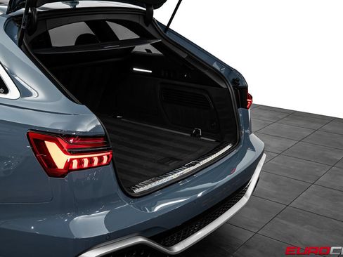 Used 2023 Audi RS 6 AWD/4WD image 17