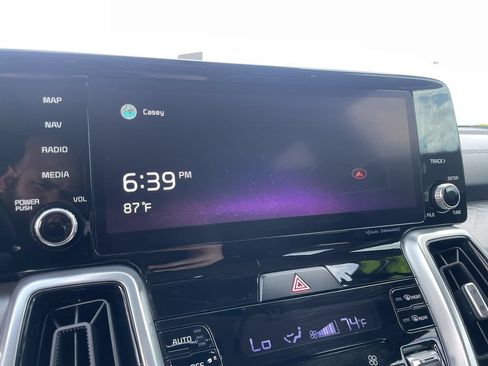 Used 2021 Kia Sorento SX AWD/4WD image 13