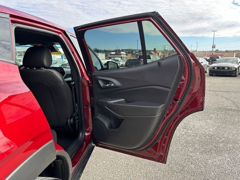 Certified 2024 Chevrolet Trax RS image 15