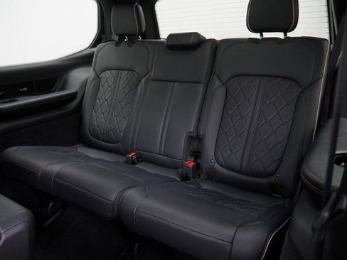 Certified 2024 Jeep Grand Wagoneer Series III w/ Rear Seat Video Group 1 image 23