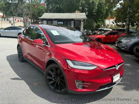 Used 2021 Tesla Model X Long Range AWD/4WD image 3