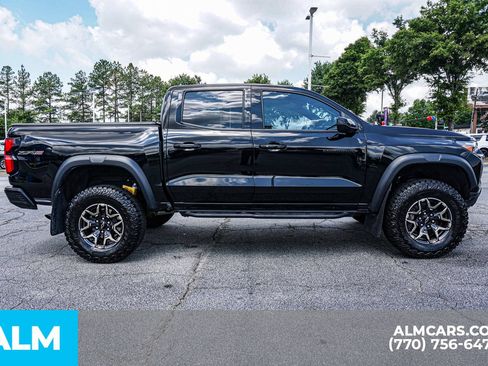 Used 2023 Chevrolet Colorado ZR2 w/ ZR2 Convenience Package III AWD/4WD image 9