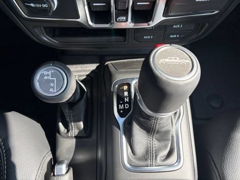 New 2026 Jeep Gladiator Sport AWD/4WD image 30