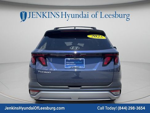 Certified 2025 Hyundai Tucson SEL FWD image 4