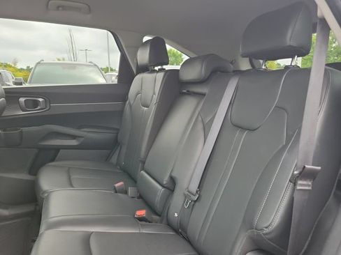 Certified 2024 Kia Sorento S FWD image 10