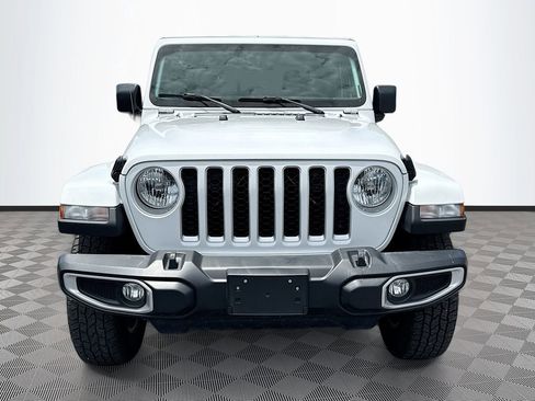 Used 2023 Jeep Gladiator Overland AWD/4WD image 2