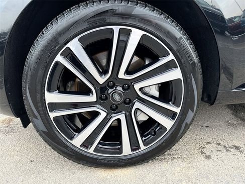 Used 2023 Land Rover Range Rover SE image 19