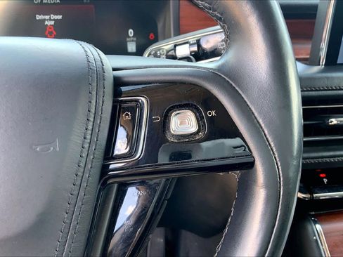 Used 2022 Lincoln Aviator Reserve w/ Elements Package Plus RWD image 25