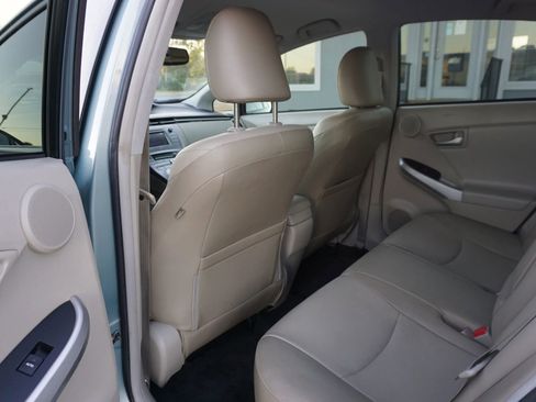 Used 2013 Toyota Prius One image 16