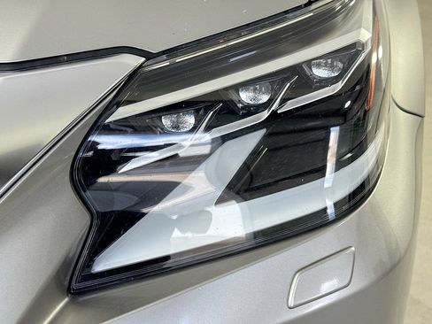 Used 2020 Lexus GX 460 Luxury w/ Accessory Package AWD/4WD image 38
