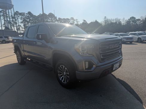 Used 2019 GMC Sierra 1500 AT4 w/ AT4 Premium Package image 3