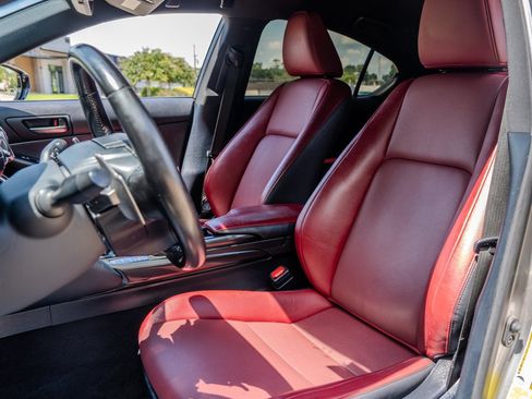 Used 2021 Lexus IS 300 w/ Accessory Package RWD image 26