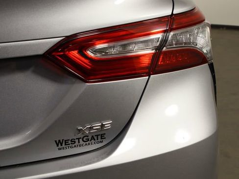 Used 2019 Toyota Camry XSE image 38