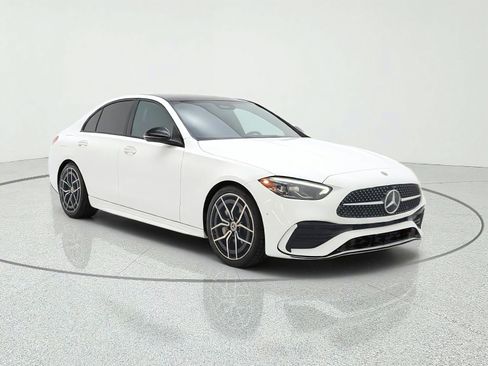 Used 2022 Mercedes-Benz C 300 Sedan image 3