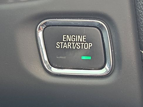 Used 2019 GMC Acadia SLT w/ LPO, Floor Liner Package image 19