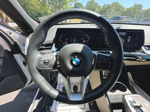 Used 2023 BMW X1 xDrive28i w/ Convenience Package AWD/4WD image 18