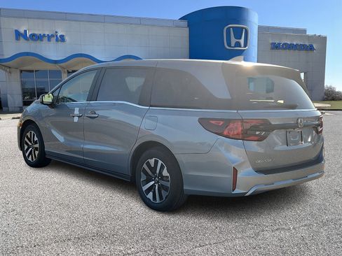 New 2026 Honda Odyssey EX-L image 3