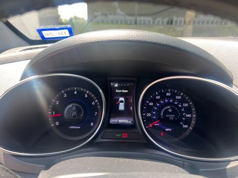 Used 2014 Hyundai Santa Fe Sport 2.0T w/ Technology Package 05 FWD image 5