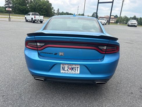 Used 2023 Dodge Charger SXT w/ Blacktop Package AWD/4WD image 7