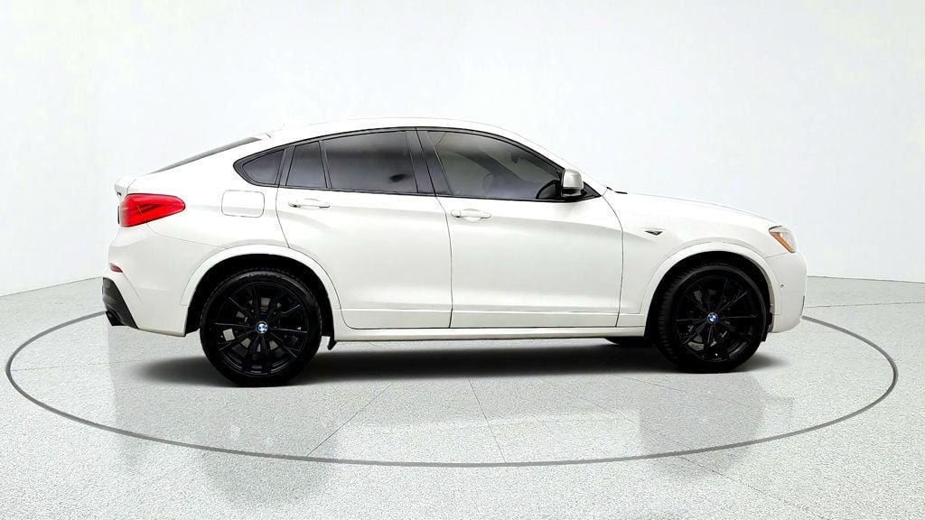 Used 2018 BMW X4 M40i AWD/4WD image 4