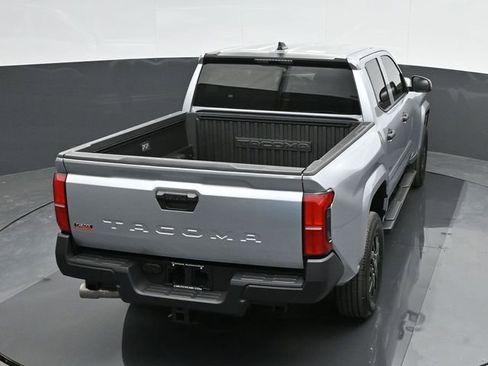Used 2025 Toyota Tacoma SR image 28