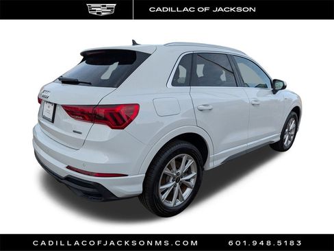 Used 2024 Audi Q3 2.0T Premium image 5