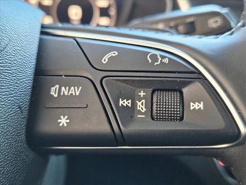 Used 2018 Audi Q5 2.0T Premium Plus w/ Premium Plus Package image 16