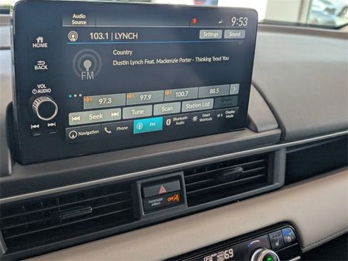 Used 2023 Honda Pilot Elite image 18