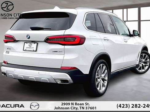 Used 2023 BMW X5 xDrive40i w/ Premium Package image 2