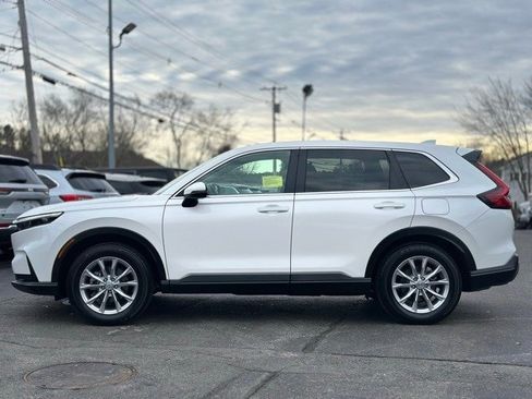 Used 2024 Honda CR-V EX image 3