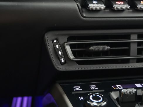Certified 2025 Porsche 911 Turbo S AWD/4WD image 79